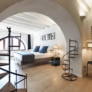 Elegant Rosales Apt. , Milán Italia